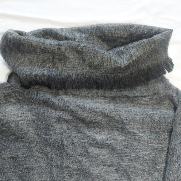 Pokoloko Cowl Neck Alpaca Poncho with Fringe, OS - Picture 4 of 10